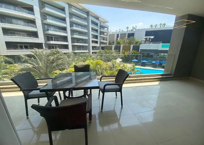 شقة Luxury 3Br Pool View Near Airport! القاهرة