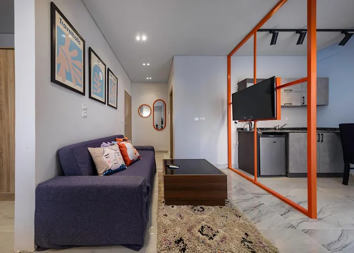 Travelholic 90 Residence Cairo