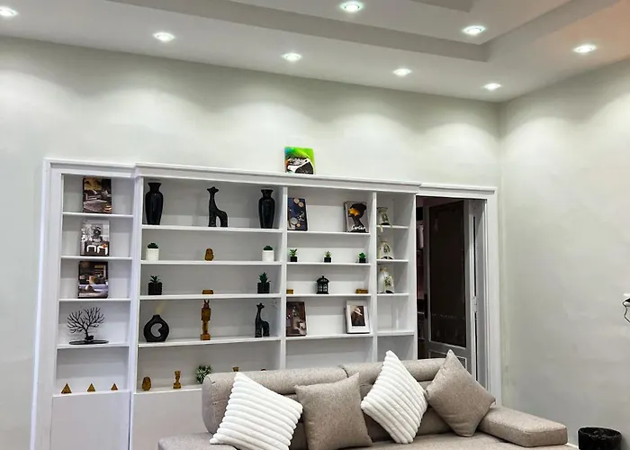 Tahrir Residence -"Marriage Certificate Required For Couples" القاهرة