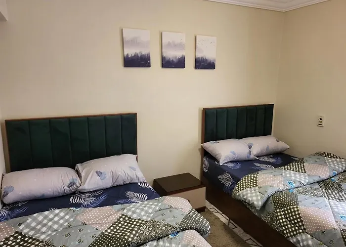 Entire 3Bdr Apartment At Prime Location With Wifi And Garden View Near Cai Airport القاهرة