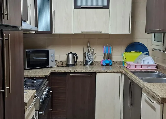 شقة كمبوند سيتي تاورز البوشي القاهرة