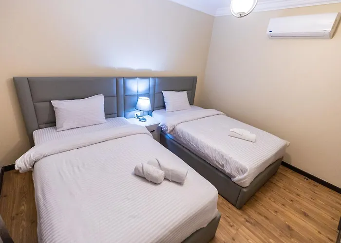 Luxury 3Br Pool View Near Airport! Apartment Cairo