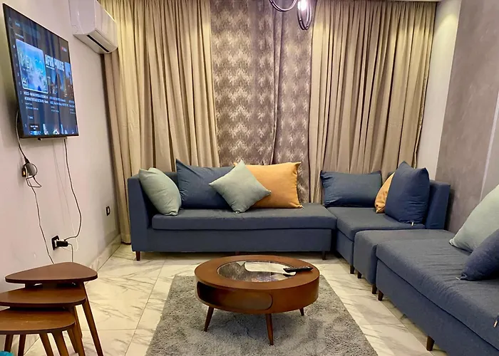 Holiday Inn Downtown - 2 Bedroom In Mohandessin - Agouza القاهرة