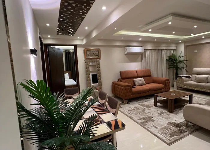 شقة المهندسين ميدان لبنان القاهرة