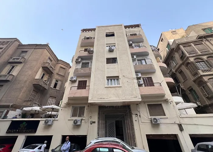 Triple Garden Studios&apartments El El Cairo