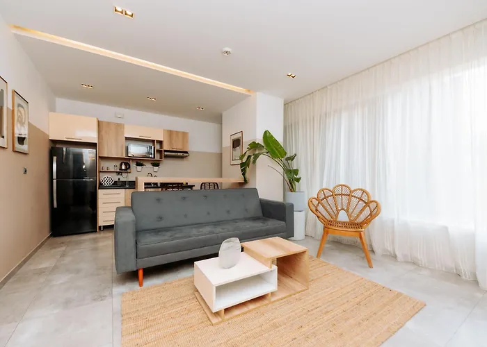 Brassbell L Zamalek L Jeddah Tower Apartment Cairo