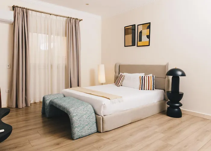 Viola By Elegant Hospitality - Near Waterway Mall Cairo