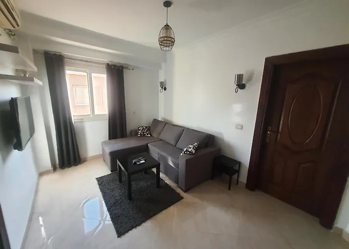 A Stylish Cozy Apartment Close To Cairo Airport.